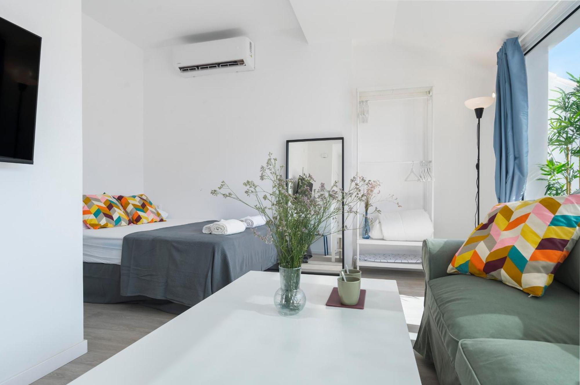 Anfitrion Triana 3 Apartment Севиля Екстериор снимка